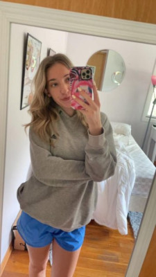 Tracy the sexy goddess and naughty girl next door. Let's get naughty🫦