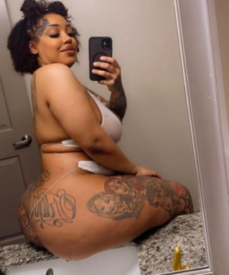 😍colombianita & black sexy beautiful Available right now🤤