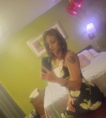 GOOD MORNING MY LOVES GUESS U UP EARLY TO START UR DAY IN DA BEST!! PARTY N PLAY ALL WEEKEND!!! AVAILABLE 24/7