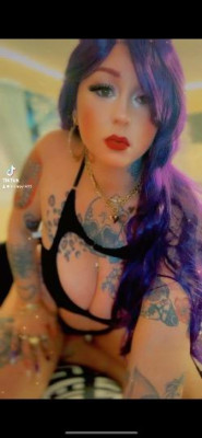 Donate 4 quality!!! Tatted Pierced Nips!! Meaty!! Fat ass!! Porno Experience