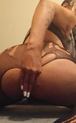 COME FEEL THIS UNBELIEVABLY SOFT 🍑 WITH THIS TIGHT 😼 GRIP 💦 AND THIS LETHAL A1 TOP🤤💋🌹qv 80🌹hhr 140 hr 250 cash app friendly