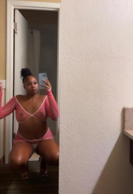 STALLION 🍫Feeling hot and bothered Cum get some Ice to cool you down 🧊😻