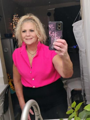 Hot sexy MILF in clearwater