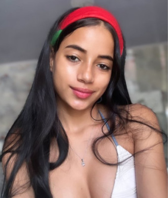 I&rsquo;m available for both Incall and outcall services, Car Date😍🤩