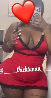 HEY BAE 💕SPECIALS AVAIL CAUSE IM IN A GOOD MOOD 😇 . STOP STROLLING BEFORE YOU MISS YOUR BLESSING 🍆💦 TEXT ME FOR INFO