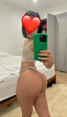 Hello i want to jump on the bed with you