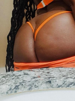 QV ,BBj 🚫NO raw sex CONDOMS if you want QV so please dont ask if you know you cant aford it please dont waste my time. im real chilland layback so please 🚫NO bullshit 🚫NO POLICE