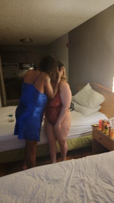 NO DEPOSIT! 2 girl Stella & MzVee. 14O,2OO,4OO. come see me head dr bbj cim 80/15 min solo. 10 minutes 60bbj.