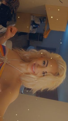 🔥🔥LATE NIGHT SPECIALS🔥🔥 WITH A FUN SIZED FLIRTY SEX CRAZED SNOWBUNNY PAWG LOOKING TO HAVE SOME FUN 😘😘