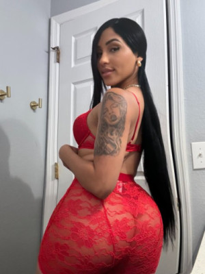 Soy una chica caliente cubana con ganas de jugar bien rico