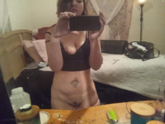 HIGH IM MYYA available Now CAR DATE OR OUTCALL also