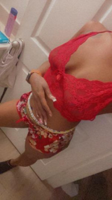 SUPERBOWL SPECIALS 🤭♀ 90 QV & 70 BBBJ CIM ONLY