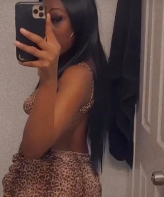 85$ Incall 2 Nuts for 1 Full service Deals, Available now Text or call for location.