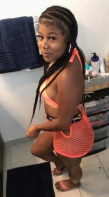 Cookie 🍪 with the good cat 😻💦👅