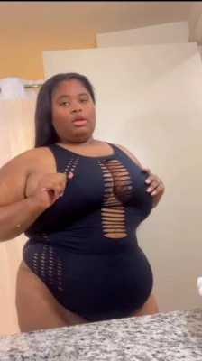 BLASIAN BADDIE🌺🌴💦