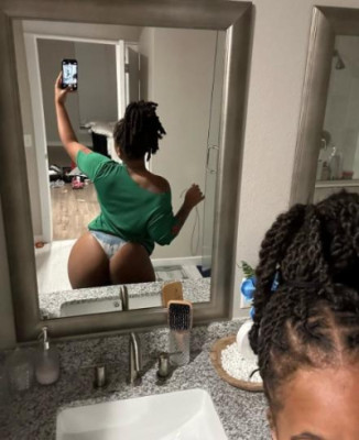 EBONY PARADISE